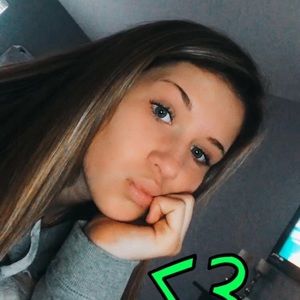 Meet your Posher, Riley